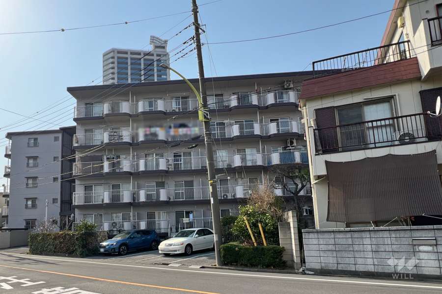 トーア川口マンションの外観（東側から）