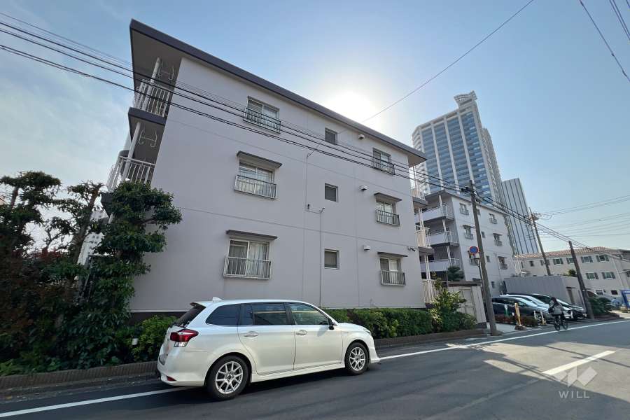 トーア川口マンションの外観（北東側から）