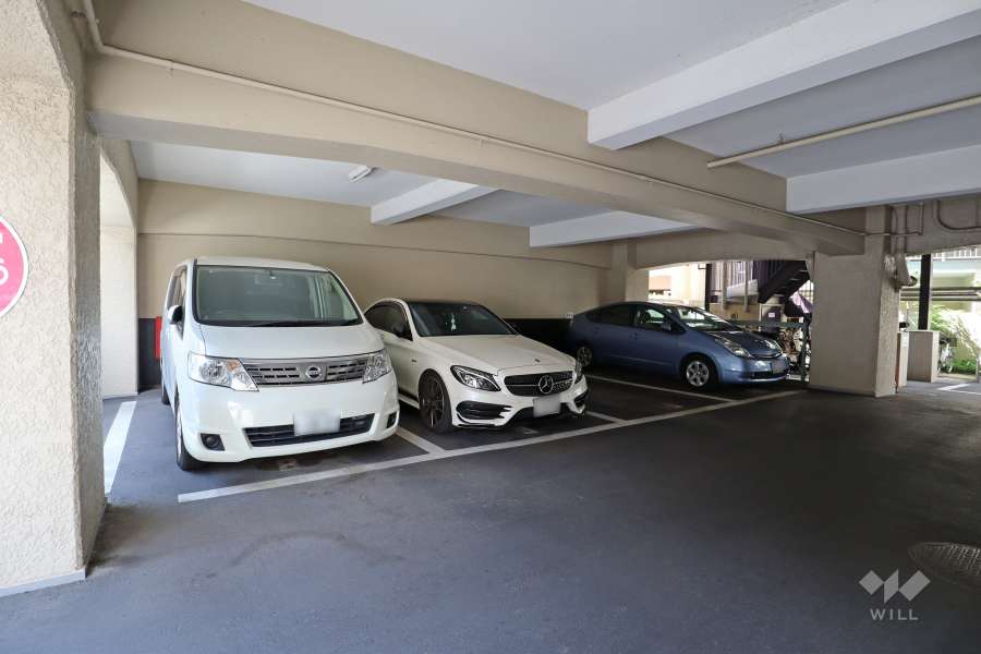 敷地内駐車場（屋内平面式）