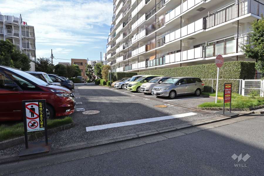 駐車場出入口