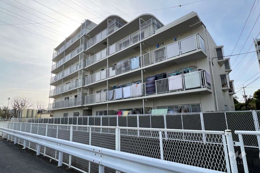 川口グリーンライフの外観（北東側から）