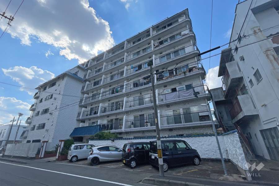 秀和川口青木町レジデンスの外観（北東側から）　　