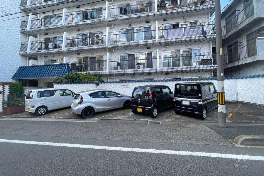 敷地内駐車場（屋外平面式）