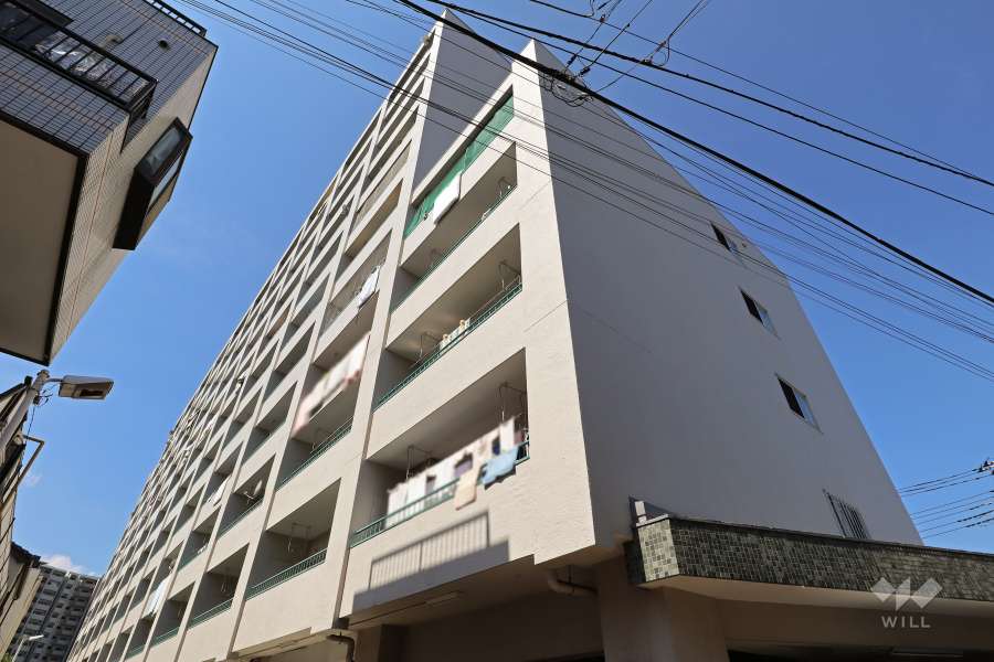 川口並木町ビルの外観（南東側から）