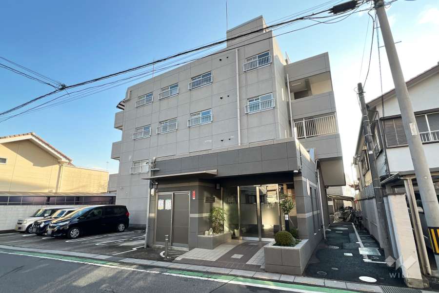 エンゼル川ログリーンハイツ第2の外観（北西側から）