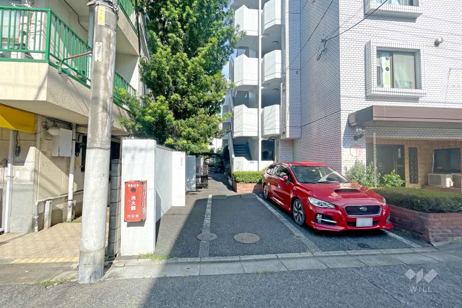 敷地内駐車場（屋外平面式）