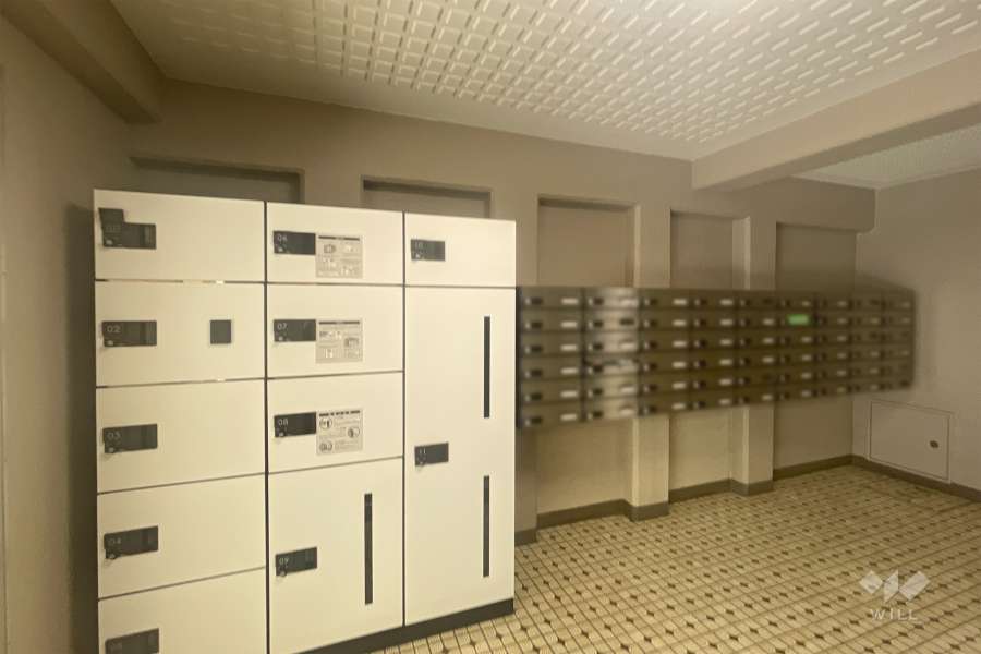 宅配ボックスと共用ポスト　