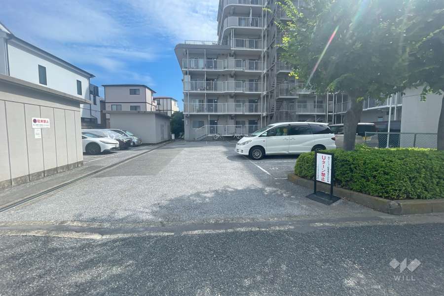 敷地内駐車場（屋外平面式）