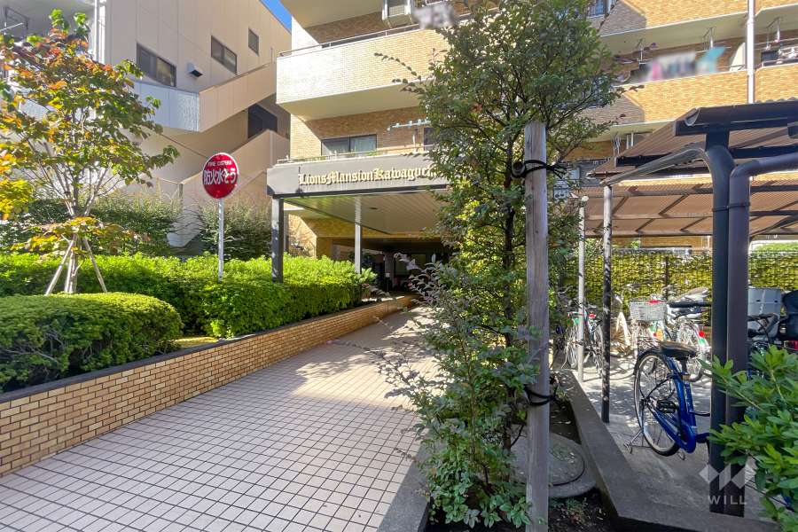 エントランスアプローチ