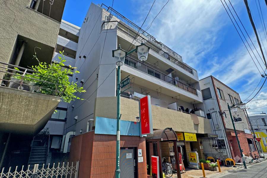 ライオンズマンション西川口第５の外観（北東側から）