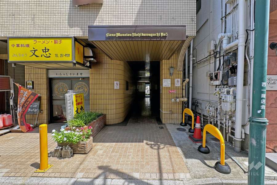 エントランスアプローチ