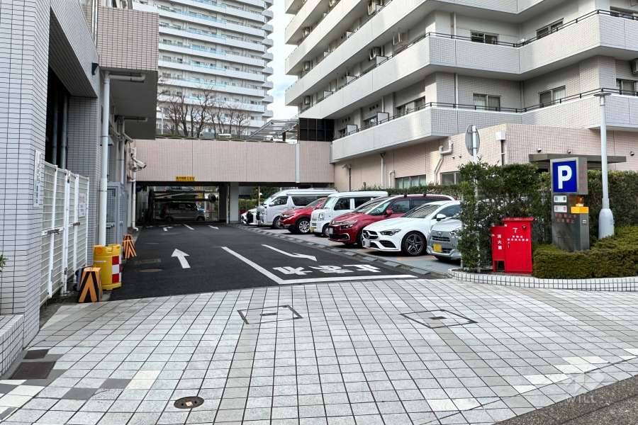 駐車場出入口