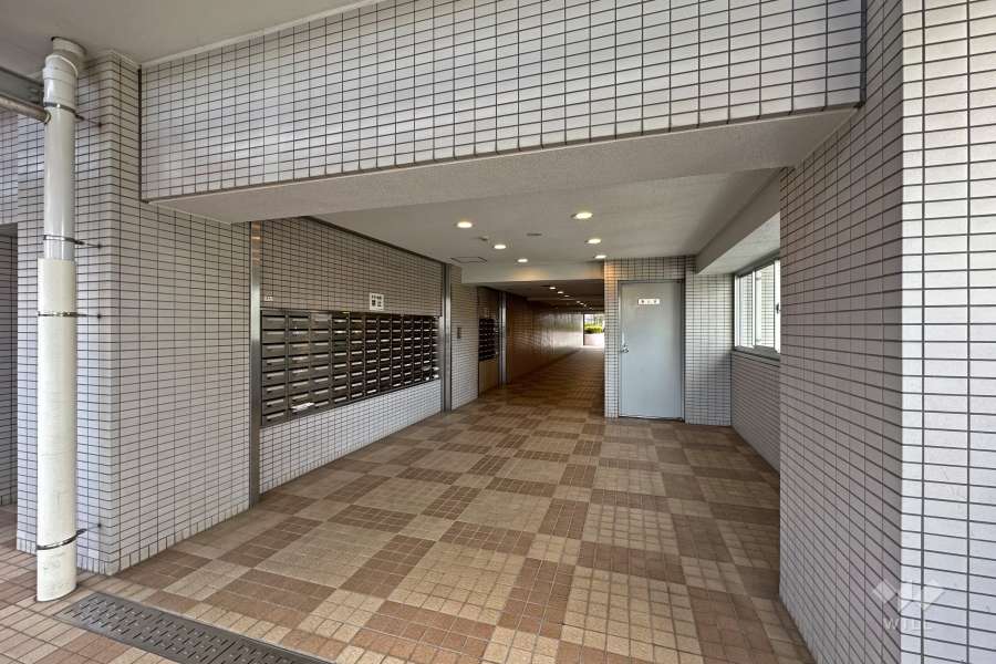 エントランスホール