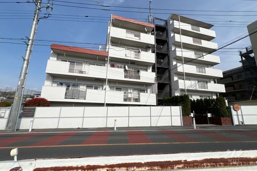 サンライフ根岸の外観（北西側から）