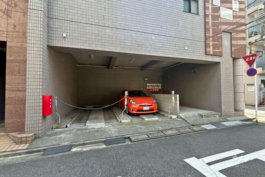 敷地内駐車場（屋内機械式）