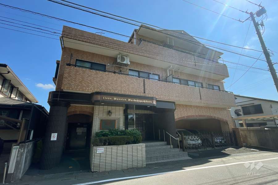 ライオンズマンション前田東公園の外観（北西側から）