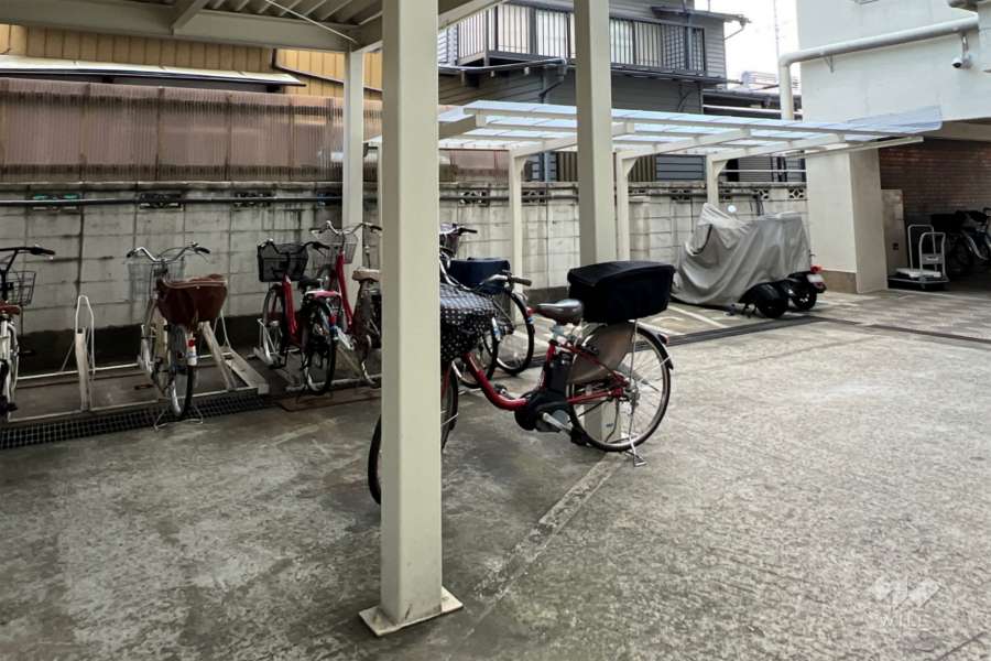 駐輪場・バイク置場（屋根付き）