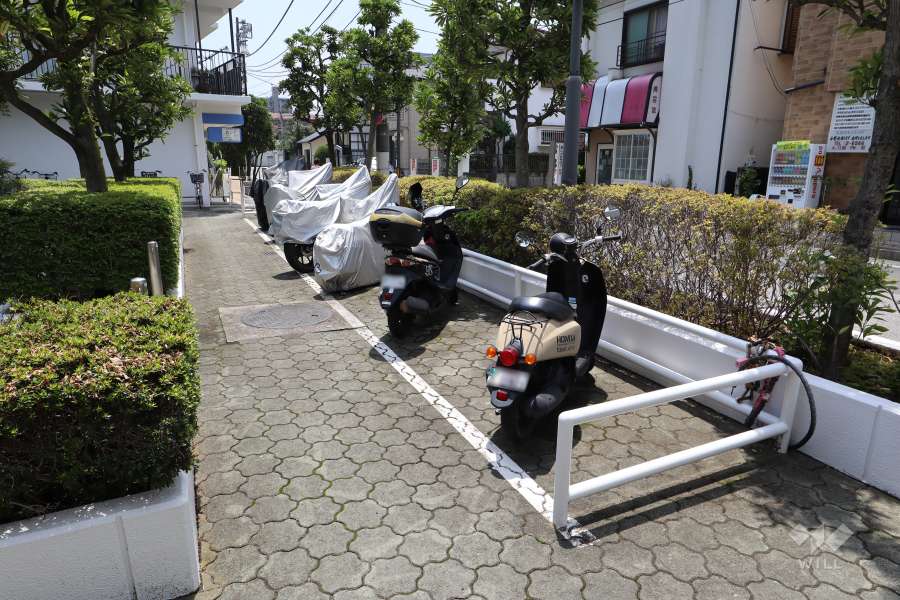 バイク置き場