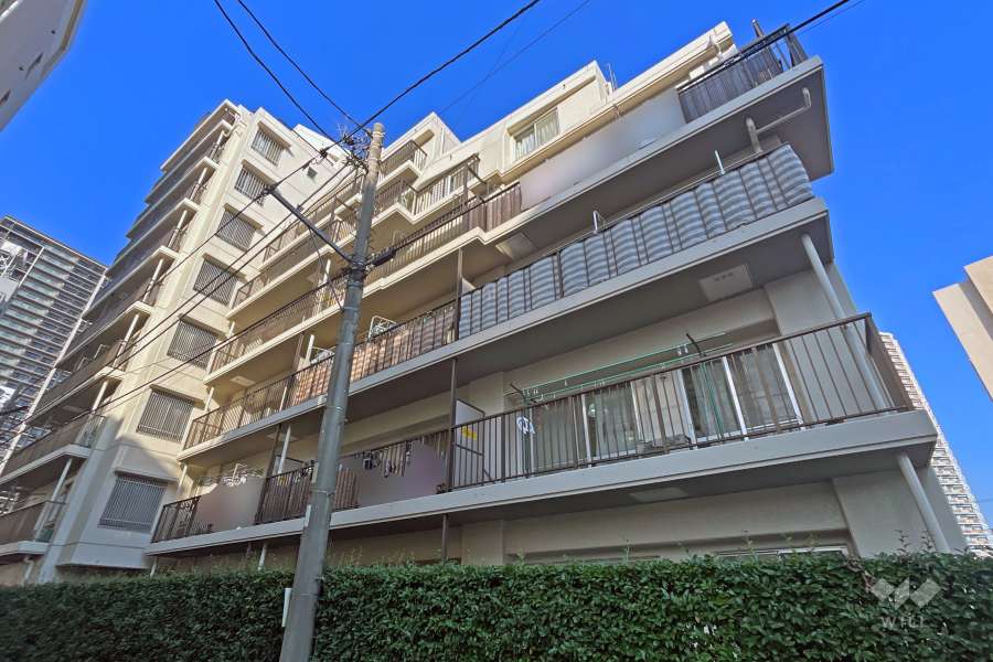 メイツ川口第２の外観（南東側から）