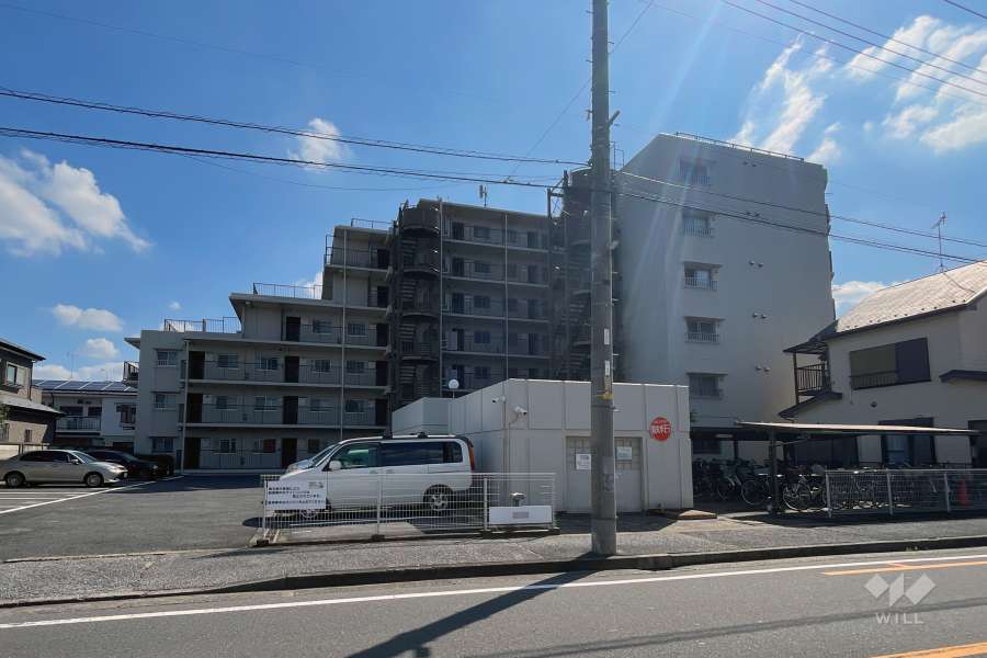 サンハイツ川口の外観（北東側から）