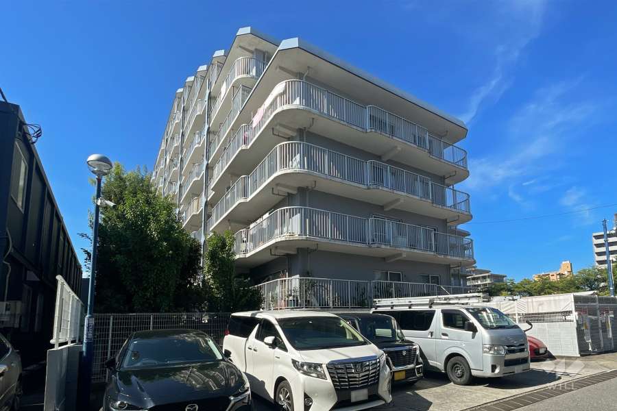 グリーンビュー第3川口の外観（北東側から）