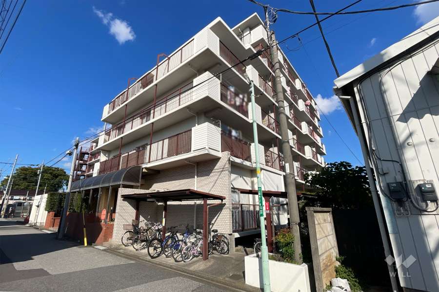 上青木スカイハイツの外観（南西側から）