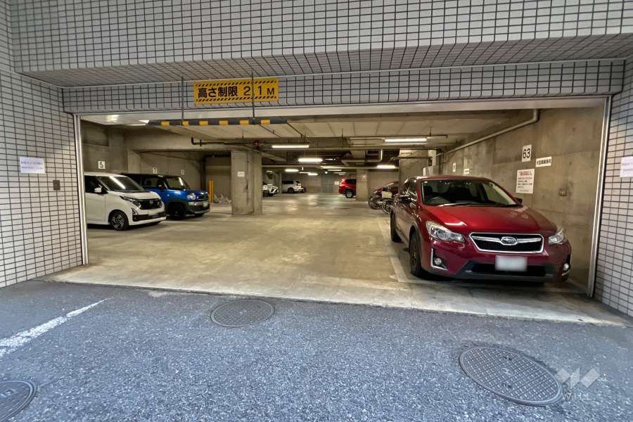 敷地内駐車場（屋内平面式）