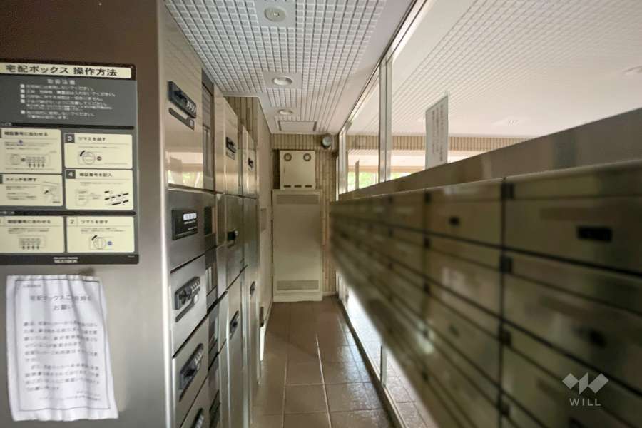 宅配ボックスと共用ポスト　