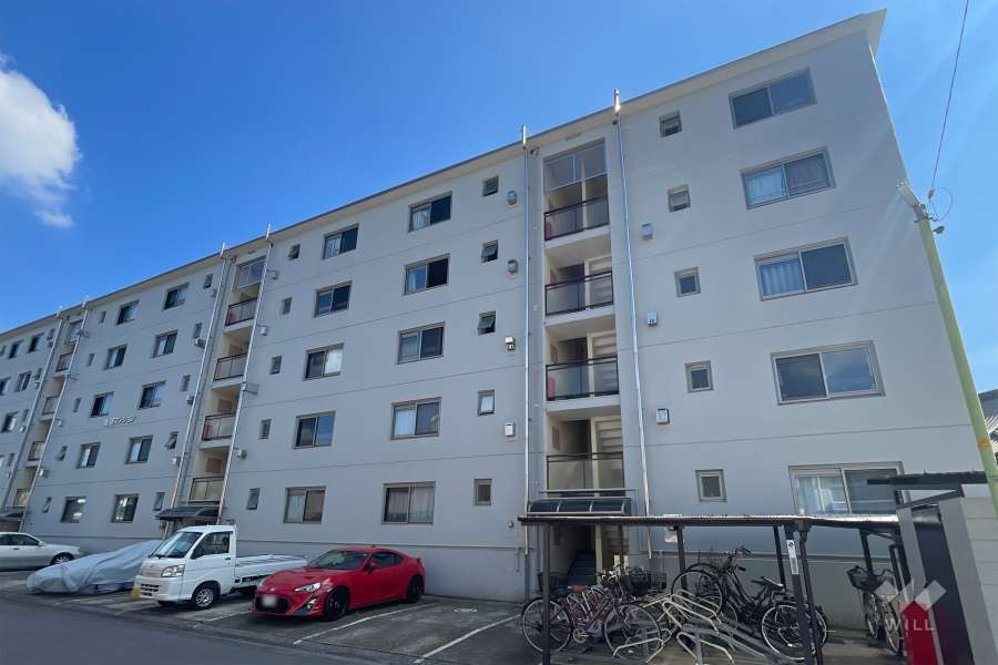 東観マンションの外観（北西側から）