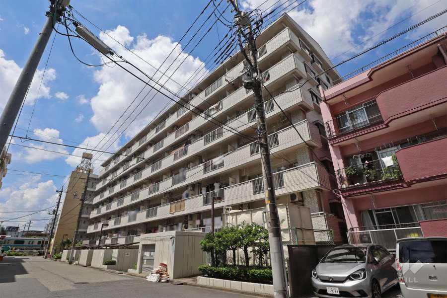 シャルム西川口の外観（東側から）
