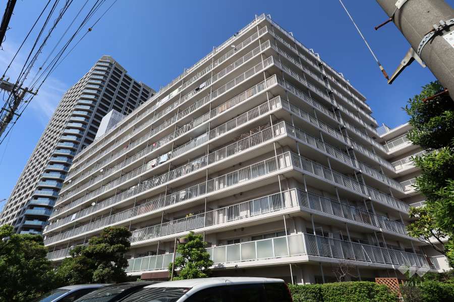 コスモ川口サンスクエアの外観（南西側から）