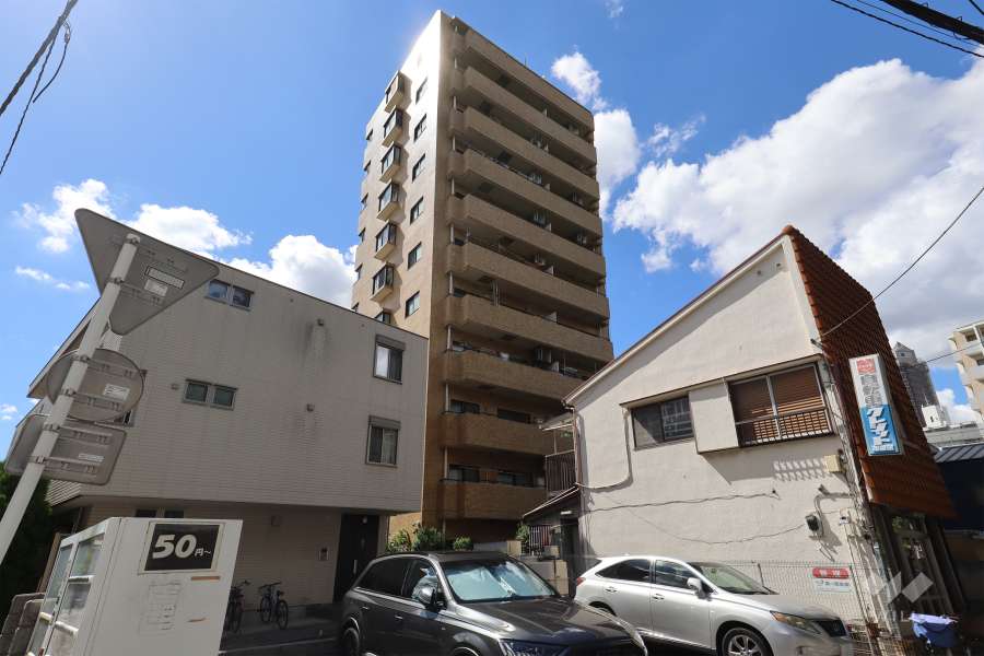 ライオンズマンション川口第7の外観（南東側から）