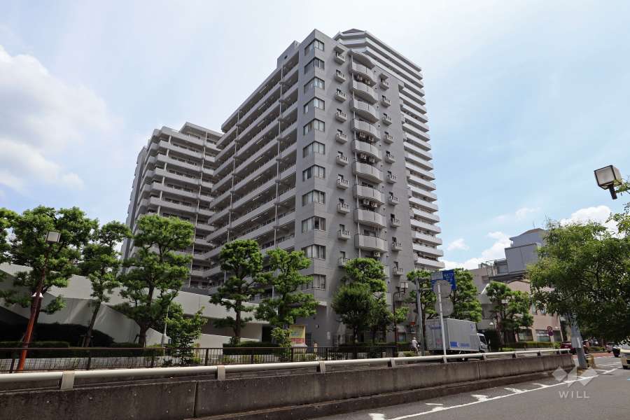 リプレ川口一番街３号棟の外観（北西側から）