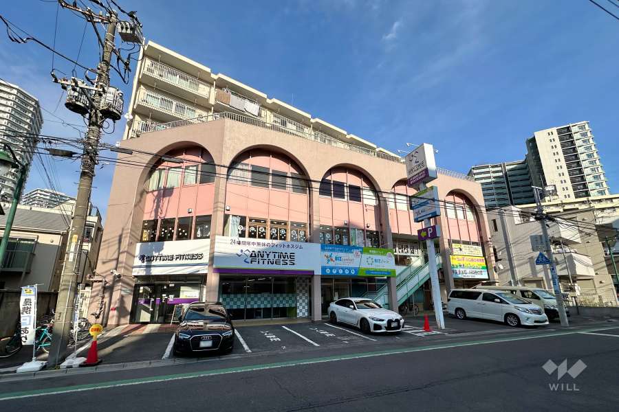 川口ホームズの外観（南西側から）