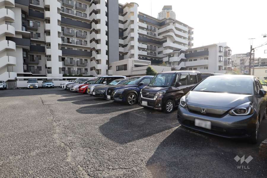 敷地内駐車場（屋外平面式）