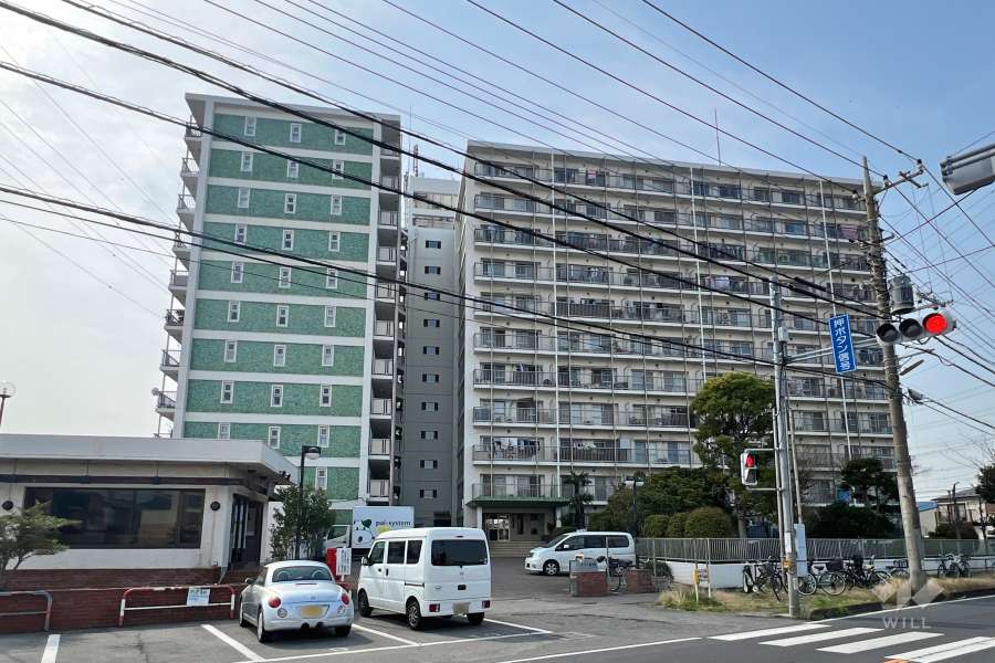 メゾン新郷の外観（東側から）