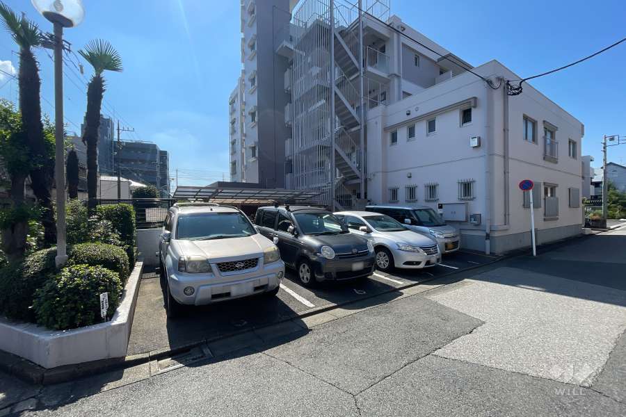 敷地内駐車場（屋外平面式）