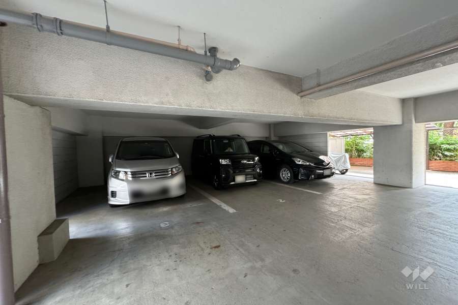 敷地内駐車場（屋内平面式）