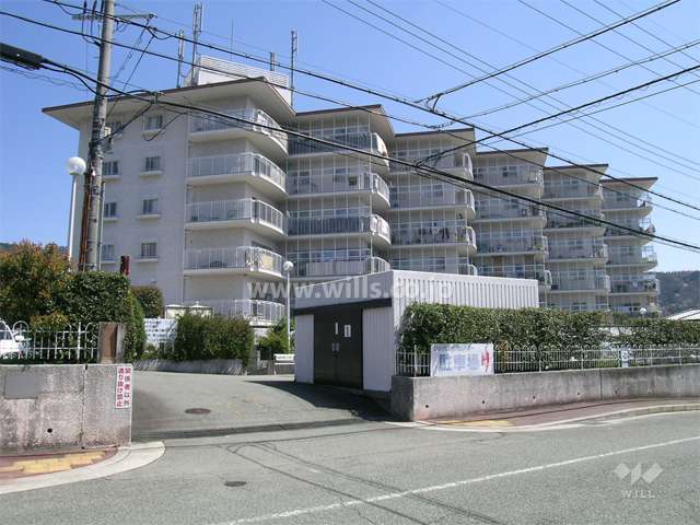 阪急池田伏尾台マンション（北西側から）