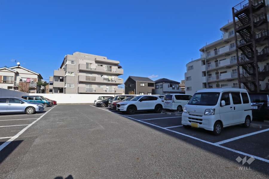 敷地内駐車場（屋外平面式）