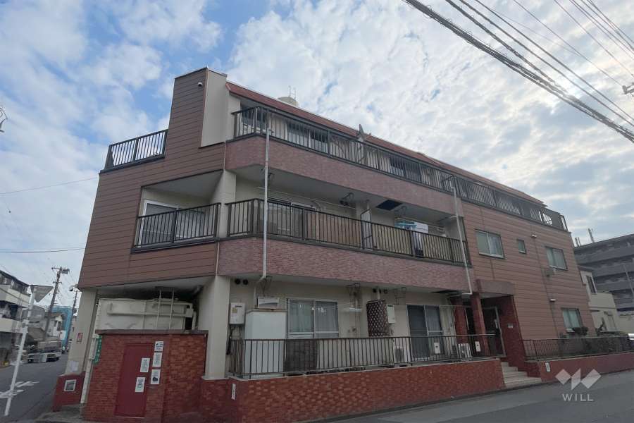 第７つくしマンションの外観（北西側から）