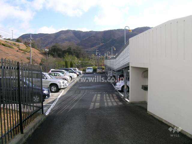 駐車場側のサブエントランス