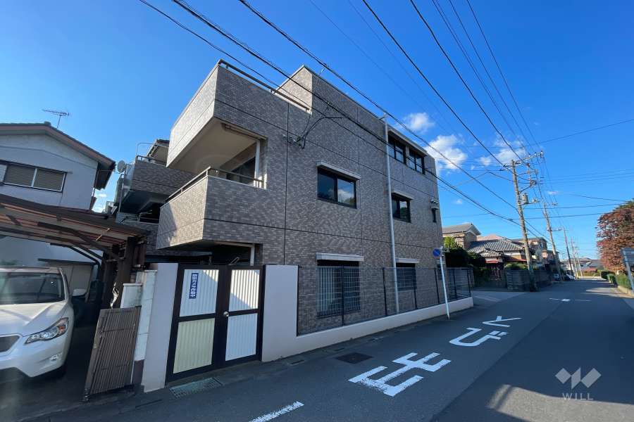 ライオンズマンション川口東本郷台の外観（南東側から）