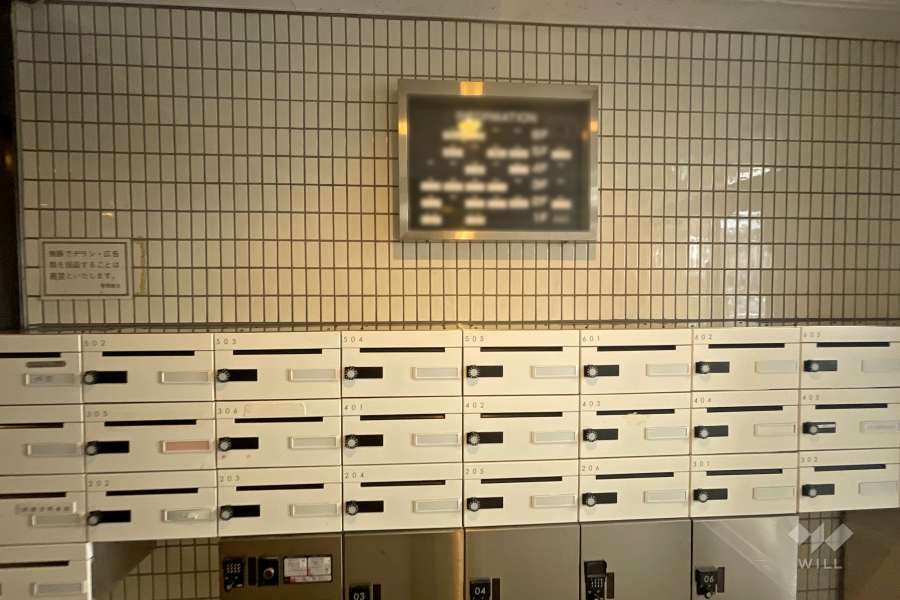 宅配ボックスと共用ポスト