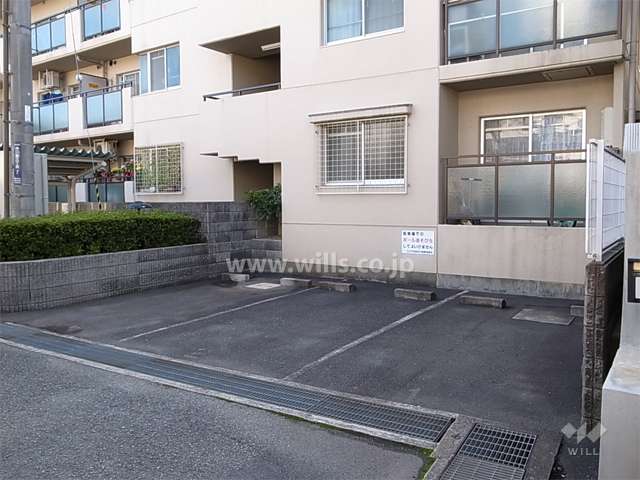 敷地内駐車場（平面式）