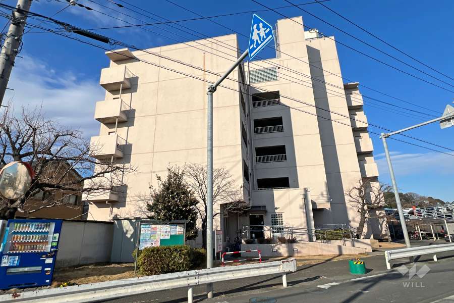 コーポ根岸の外観（南西側から）