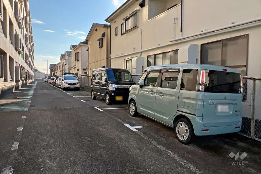 敷地内駐車場（屋外平面式）