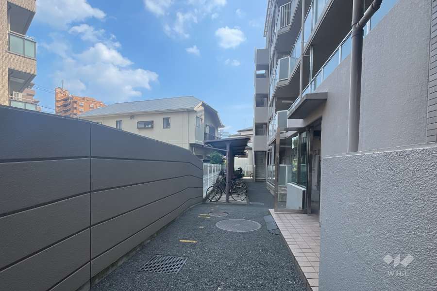 駐輪場　