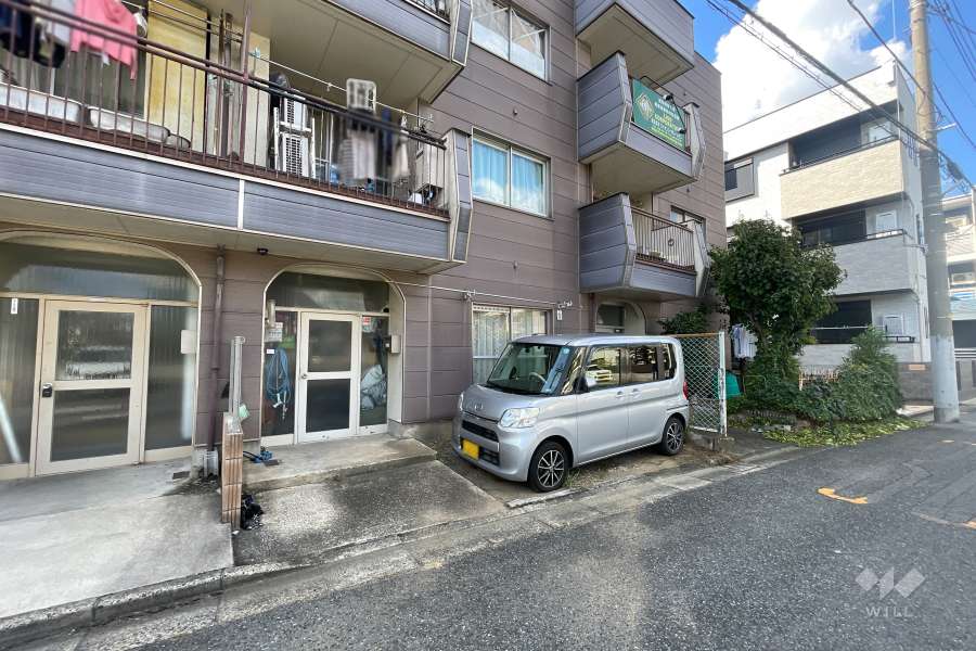 敷地内駐車場（屋外平面式）