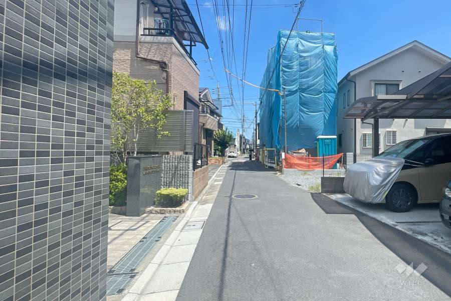 敷地南側の前面道路　